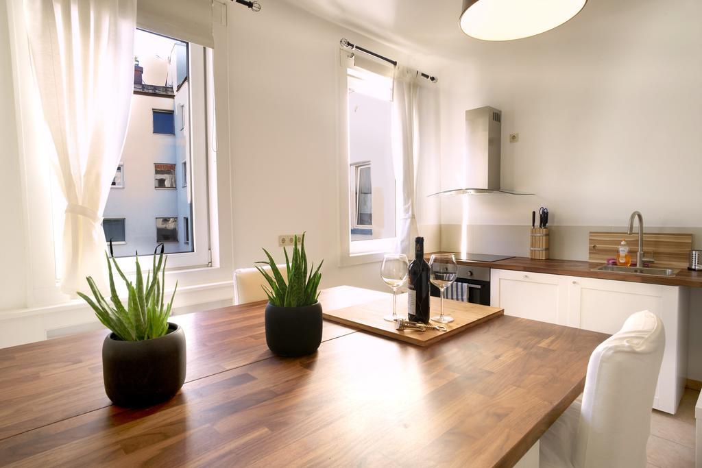 Operastreet City Center Apartment "Bangkok" In Vienna Esterno foto